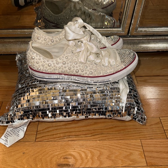 Converse Cream Pearl Embellished Sneakers - Bridal - Picture 4 of 7